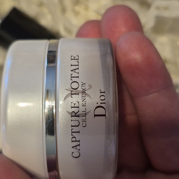 NWE DIOR BEAUTY BUNDLE. - Picture 5 of 13